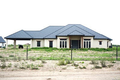 /international/us/9783-e-us-hwy-277-eagle-pass-tx-110107992010/