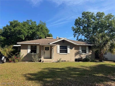 /international/us/1030-e-wallnut-street-lakeland-fl-110098823396/