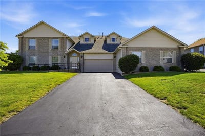/international/us/4730-westchester-drive-ne-cedar-rapids-ia-110108963928/