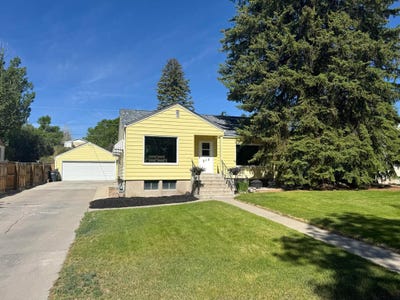 /international/us/312-n-2nd-st-w-riverton-wy-110108507375/