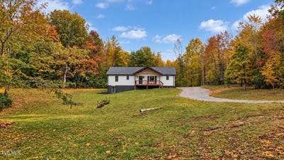 /international/us/551-sanders-road-greeneville-tn-110120629698/