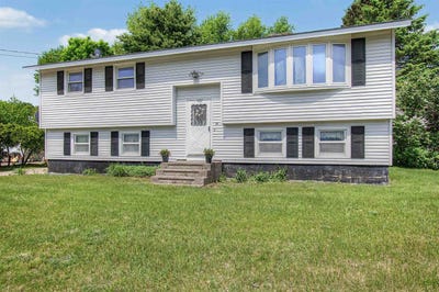 /international/us/16-colbert-street-essex-junction-vt-110108490696/