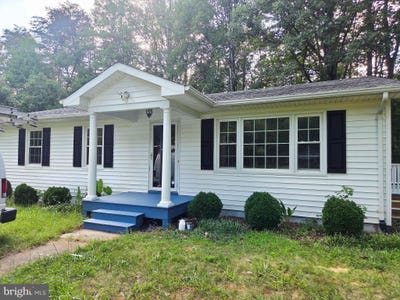 /international/us/20139-l-p-bailey-memorial-highway-nathalie-va-110109975632/