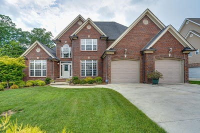 /international/us/556-kashaya-lane-soddy-daisy-tn-110101009979/