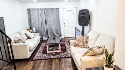 /international/us/8-van-nostrand-ave-jersey-city-nj-110107476507/