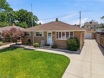 /international/us/15010-kennerdown-avenue-maple-heights-oh-110109054215/
