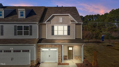 /international/us/804-pryor-street-mebane-nc-110095387533/