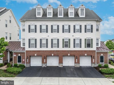 /international/us/14602-shelford-way-gainesville-va-110107983028/