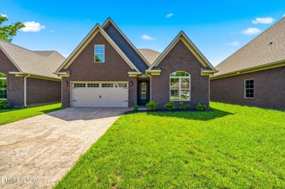 /international/us/224-lake-view-point-englewood-tn-110108543987/