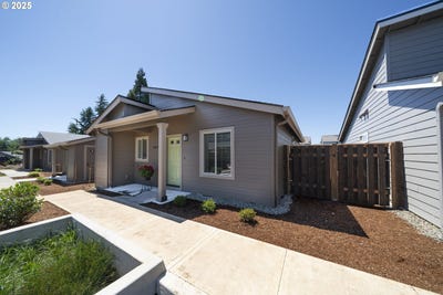 /international/us/12246-meadowlawn-dr-oregon-city-or-110101473714/