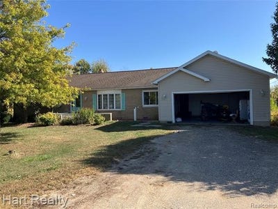 /international/us/374-ubly-road-moore-twp-mi-110102751961/