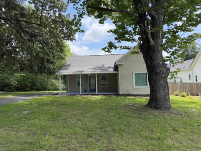 /international/us/405-n-broadway-heber-springs-ar-110108437363/