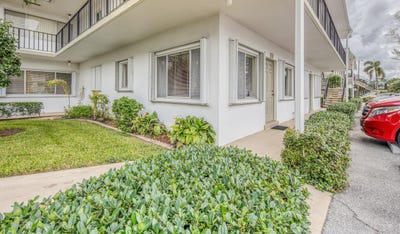 /international/us/3040-lake-osborne-drive-lake-worth-beach-fl-110095401270/