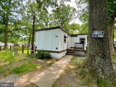 /international/us/432-delphinium-road-millville-nj-110095651909/