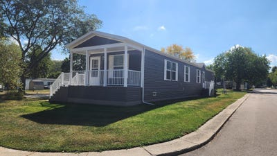 /international/us/714-mill-street-leslie-mi-110102320017/