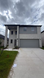 /international/us/876-sunflower-road-lavon-tx-110108725058/
