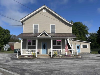 /international/us/5-gore-road-highgate-vt-110107956131/