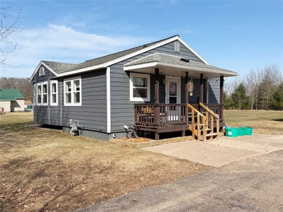 /international/us/919-24-1-4-street-chetek-wi-110106724176/