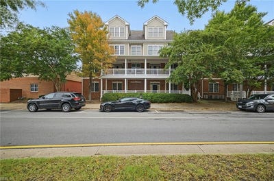 /international/us/49-miles-cary-mews-hampton-va-110120414545/