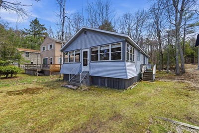 /international/us/227-hawk-road-acton-me-110107829647/