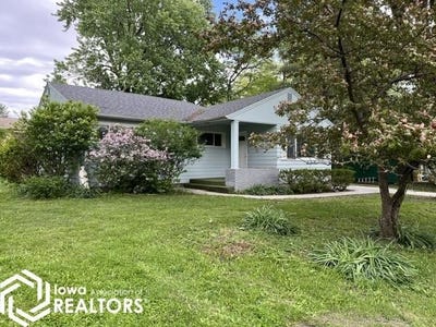 /international/us/603-s-maple-street-fairfield-ia-110107876190/