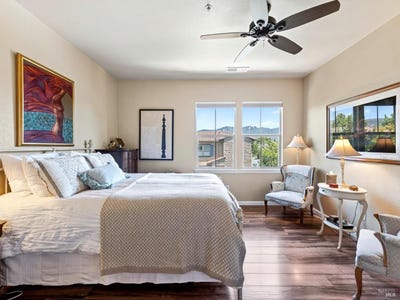 /international/us/180-healdsburg-avenue-a-cloverdale-ca-110106169754/