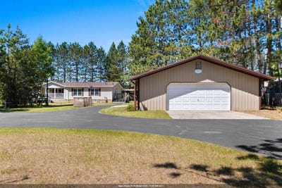 /international/us/n9679-nesters-road-crivitz-wi-110108491441/