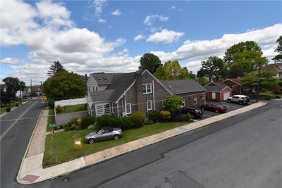 /international/us/424-grape-street-whitehall-twp-pa-110108255162/
