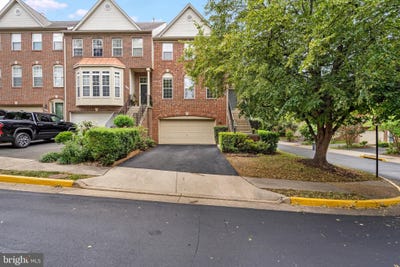 /international/us/4109-leclair-court-fairfax-va-110109804368/