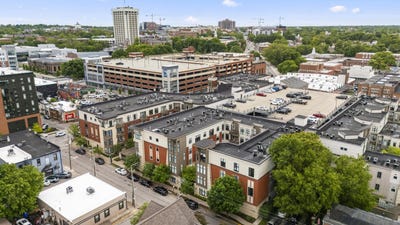 /international/us/220-cedar-street-lexington-ky-110107908256/