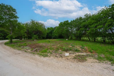 /international/us/4421-county-road-317-cleburne-tx-110107419698/