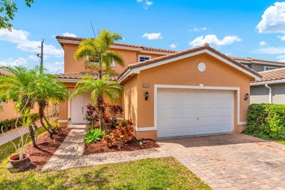 /international/us/2478-sw-liberty-street-palm-city-fl-110099453464/