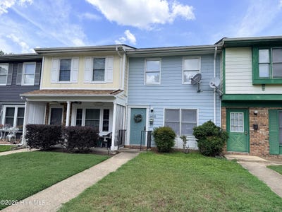 /international/us/608-w-church-street-elizabeth-city-nc-110109120765/