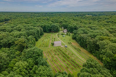 /international/us/1065-county-road-2680-clark-mo-110108901794/