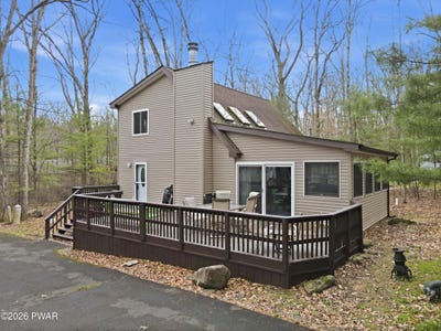 /international/us/78-aspen-ridge-hawley-pa-110107618978/
