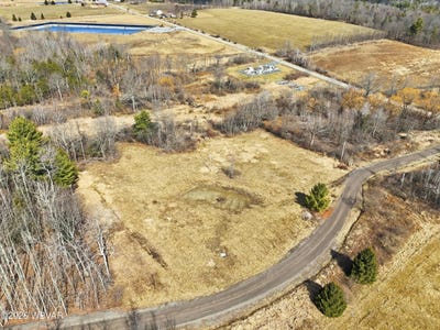 /international/us/1835-1837-allen-meadow-road-granville-summit-pa-110106279155/