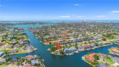 /international/us/1688-villa-ct-marco-island-fl-110108444980/
