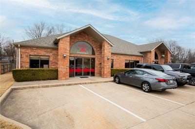 /international/us/3880-willowood-avenue-springdale-ar-110106010731/