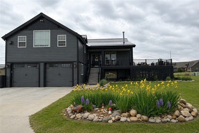 /international/us/1110-lazy-m-street-red-lodge-mt-110108478305/