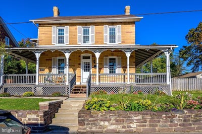/international/us/23-25-w-walnut-street-souderton-pa-110101199522/