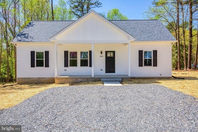 /international/us/2858-north-independence-montross-va-110097581601/