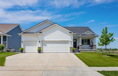 /international/us/1824-crabapple-lane-granger-ia-110099371134/