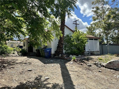 /international/us/7025-day-street-tujunga-ca-110105041718/