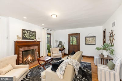 /international/us/515-mount-salem-avenue-washington-va-110099322548/