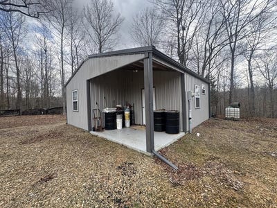 /international/us/323-graham-rd-cumberland-city-tn-110106538675/