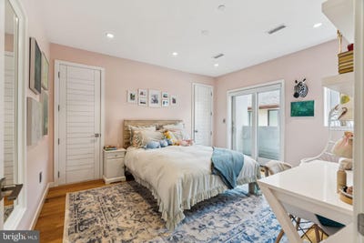 /international/us/206-n-22nd-street-philadelphia-pa-110101057778/?lang=en