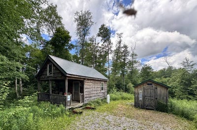 /international/us/709-kirk-rd-lewis-ny-110103673299/