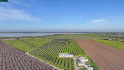 /international/us/7760-byron-hwy-byron-ca-110105640400/