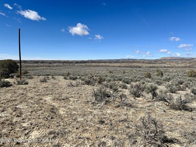 /international/us/road-1500-la-plata-nm-110106014882/