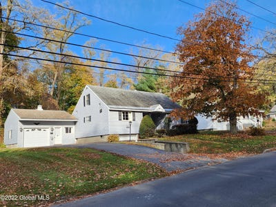 /international/us/78-northampton-road-amsterdam-ny-110080646375/